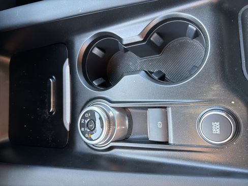 Used 2025 Ford Explorer ST-Line w/ ST-Line Street Pack image 15