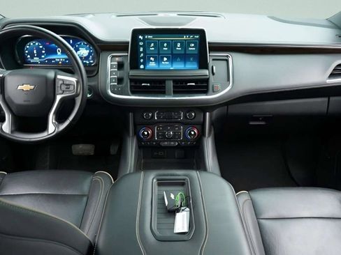 Used 2024 Chevrolet Suburban Premier image 50
