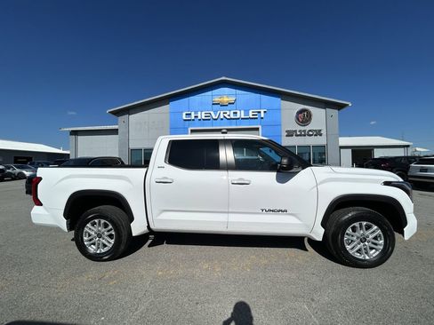 Used 2025 Toyota Tundra SR5 w/ SR5 Premium Package image 3