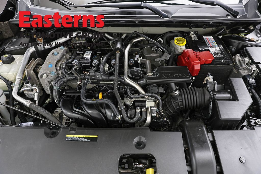 Used 2023 Nissan Sentra SV w/ SV Premium Package FWD image 7