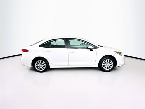 Used 2020 Toyota Corolla LE w/ Carpet Mat Package (TMS) image 10