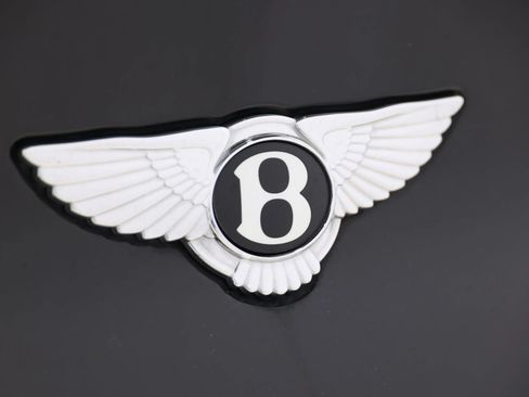 Used 2022 Bentley Bentayga AWD/4WD image 77