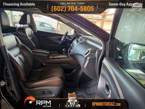 Used 2018 Nissan Murano SL w/ Moonroof Package FWD image 12
