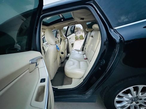 Used 2010 Volvo XC60 T6 image 15