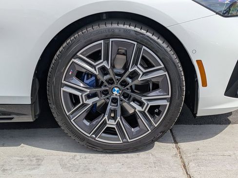 Certified 2026 BMW 530i w/ M Sport Package RWD image 25