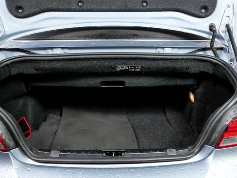 Used 2011 BMW 128i Convertible image 26