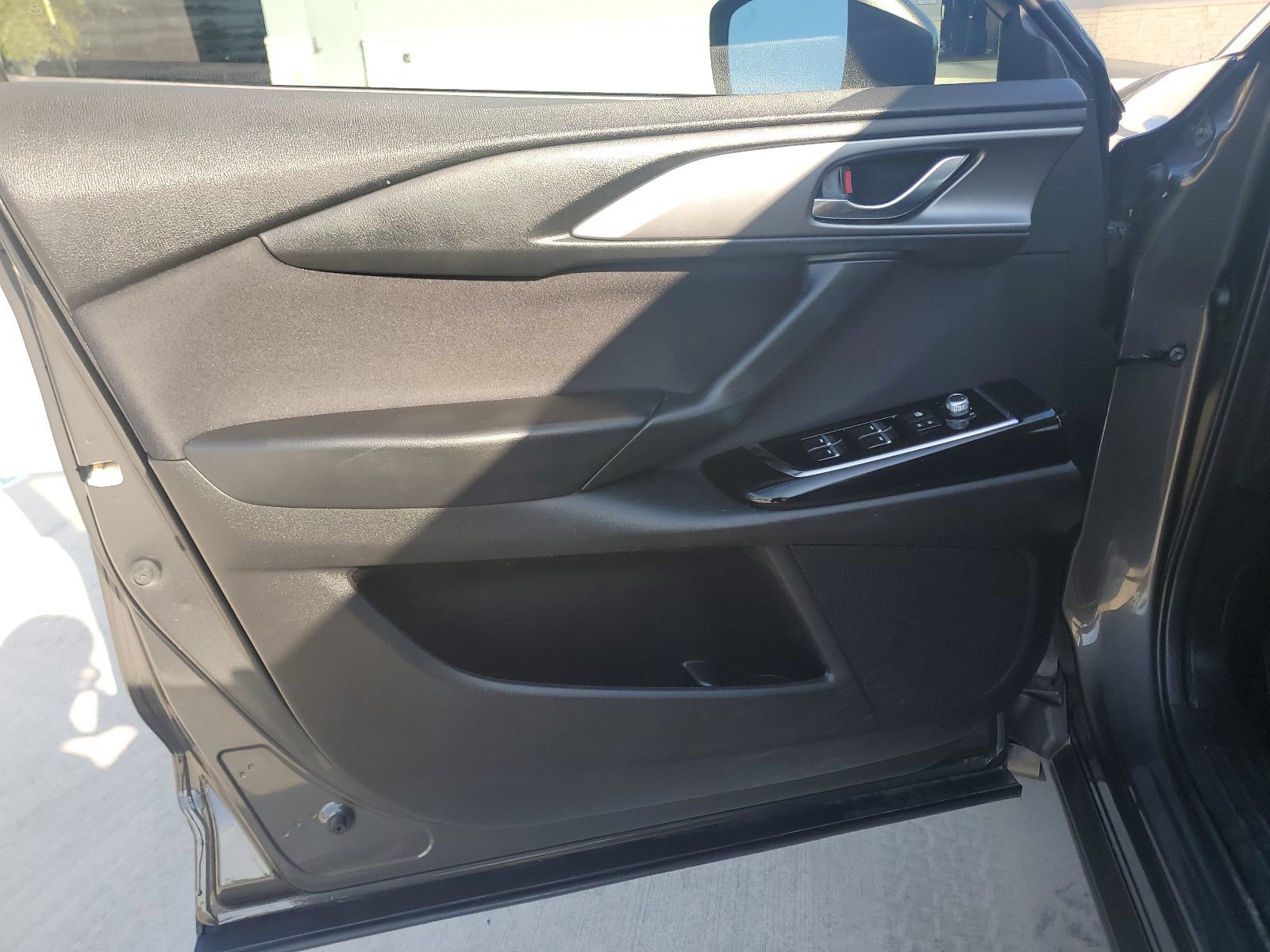Used 2020 MAZDA CX-9 Sport FWD image 10