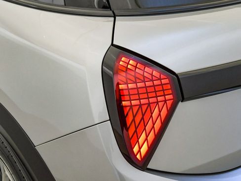 Used 2025 MINI Cooper S image 11