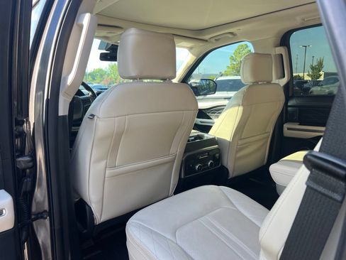 Used 2021 Ford Expedition Platinum AWD/4WD image 19