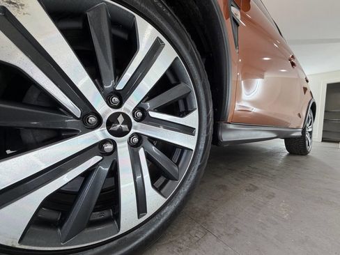 Used 2022 Mitsubishi Outlander Sport SE image 3