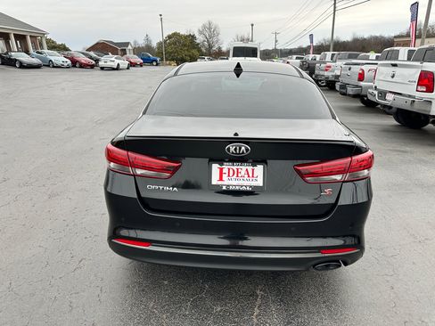 Used 2018 Kia Optima S image 3