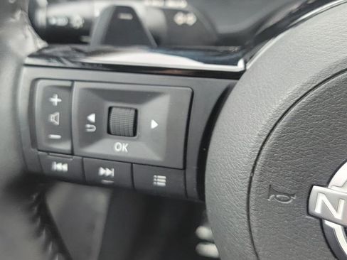 Used 2023 Nissan Rogue SV w/ SV Premium B Package AWD/4WD image 18