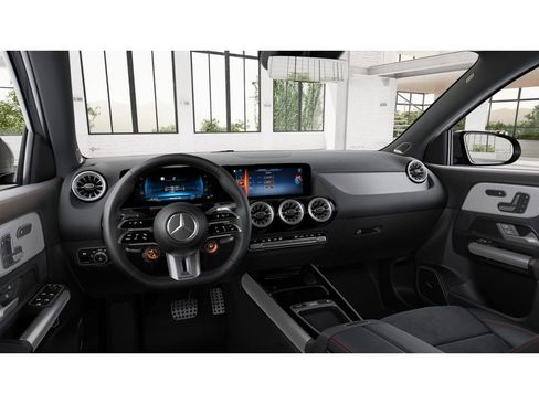 New 2026 Mercedes-Benz GLA 35 AMG 4MATIC image 3