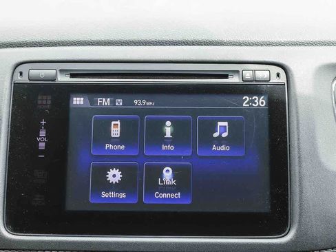 Used 2018 Honda HR-V EX image 14