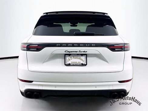 Used 2021 Porsche Cayenne Turbo AWD/4WD image 6