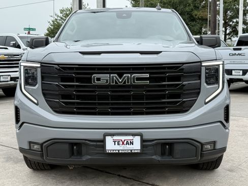 Used 2024 GMC Sierra 1500 Elevation RWD image 10