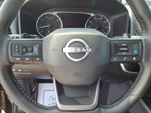 Used 2026 Nissan Rogue SV FWD image 7