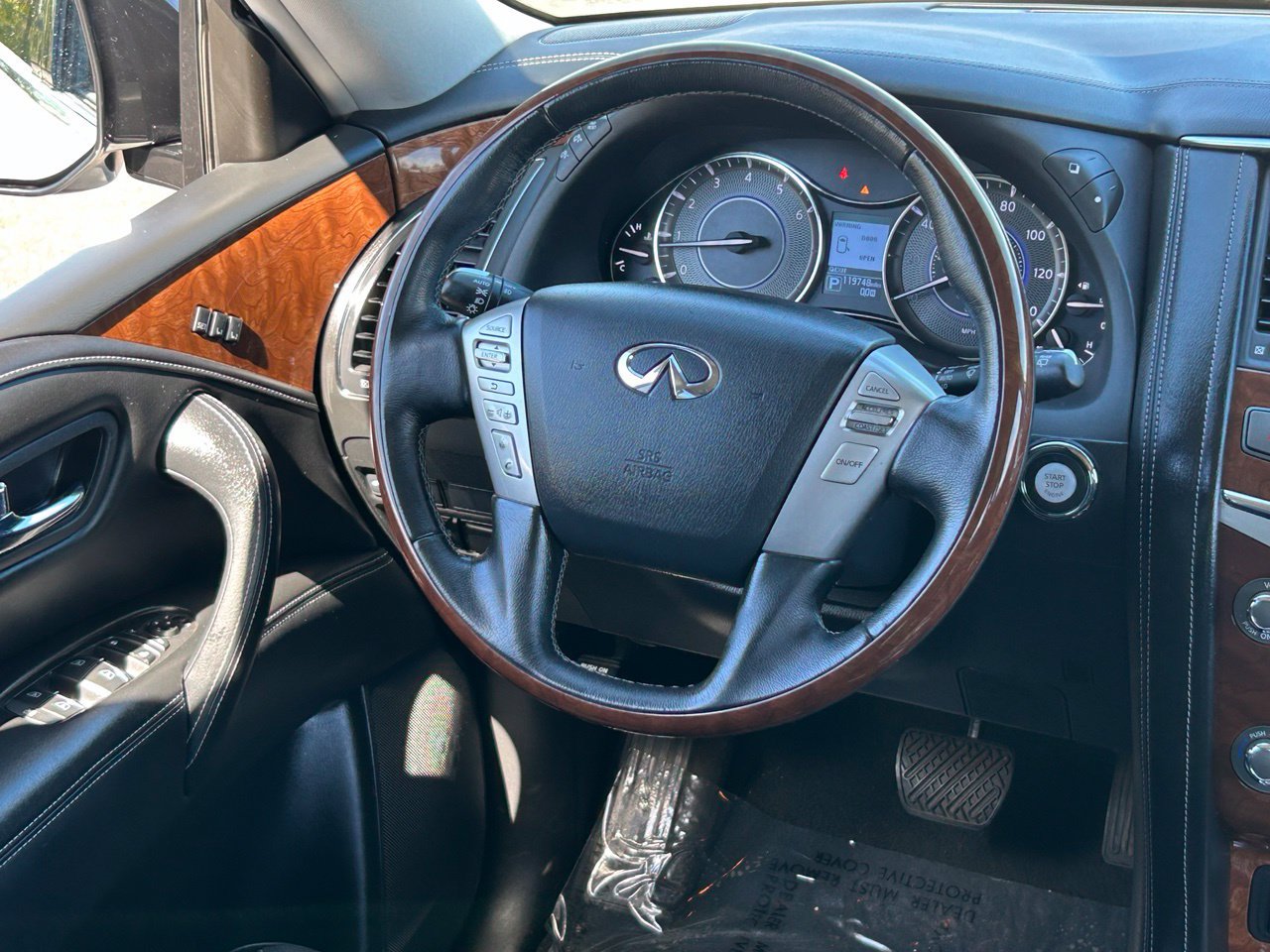 Used 2019 INFINITI QX80 Luxe w/ Cargo Package RWD image 18