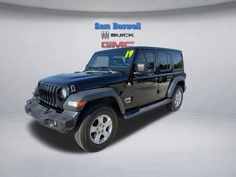 Used 2019 Jeep Wrangler Unlimited Sport S AWD/4WD image 6