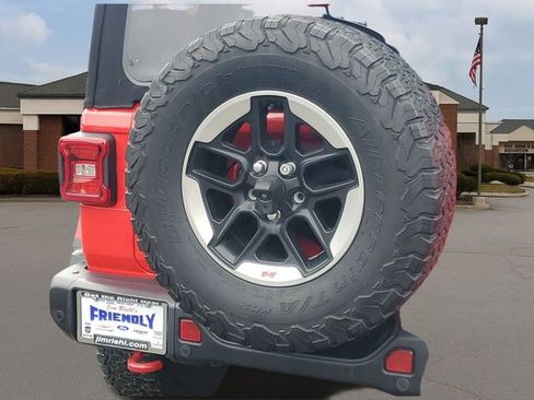 Used 2018 Jeep Wrangler Unlimited Rubicon w/ Dual Top Group image 8