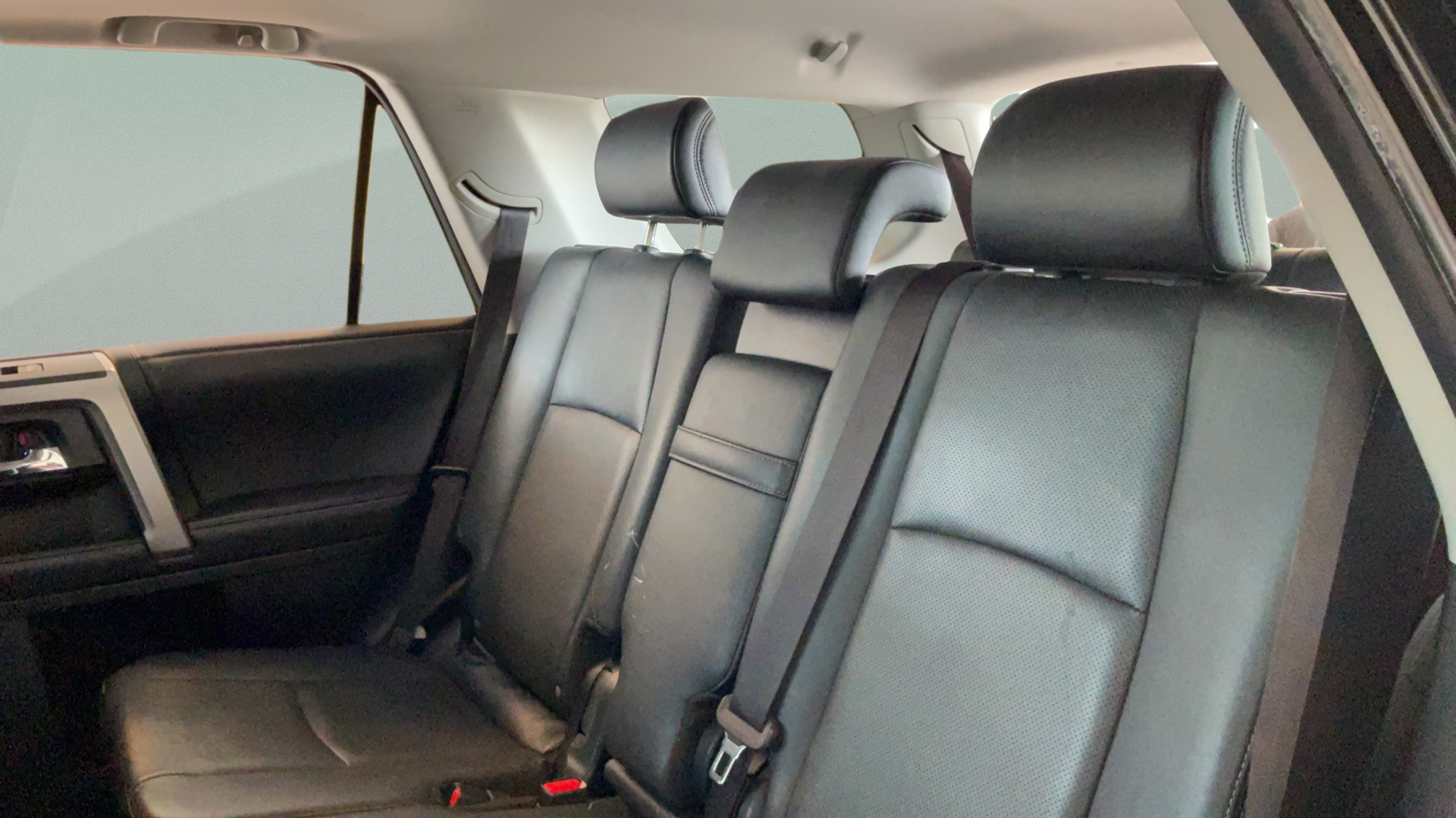 Used 2018 Toyota 4Runner Limited RWD image 26