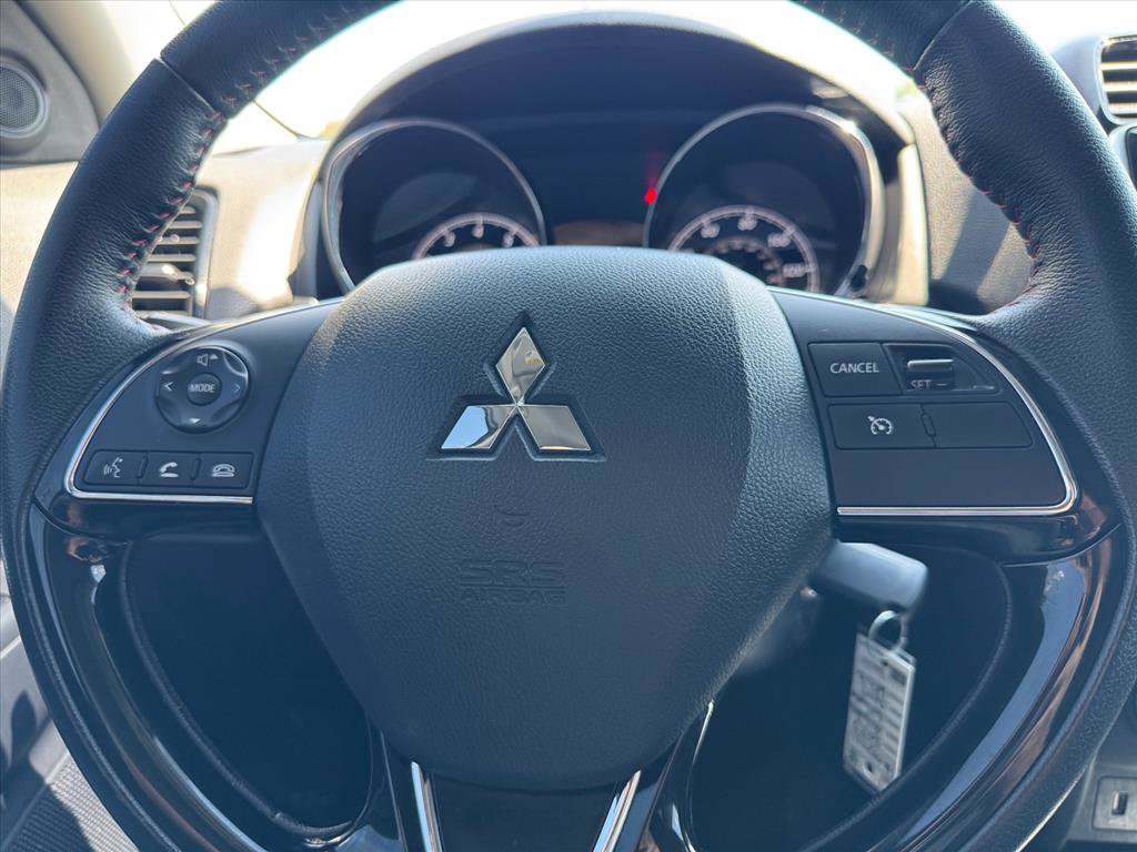 Used 2023 Mitsubishi Outlander Sport LE AWD/4WD image 15