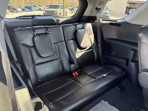 Certified 2022 Ford Explorer Limited w/ Equipment Group 301A image 27