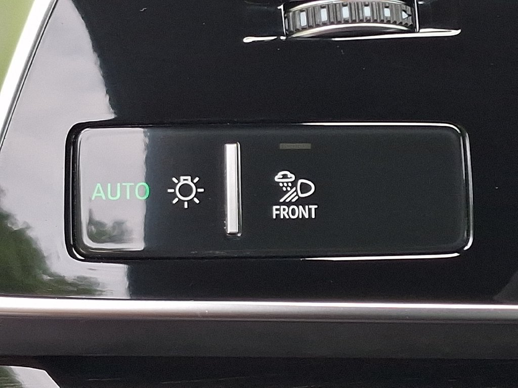 Used 2026 Audi Q8 Premium Plus AWD/4WD image 23