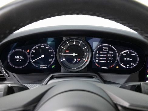 Certified 2023 Porsche 911 Carrera RWD image 20