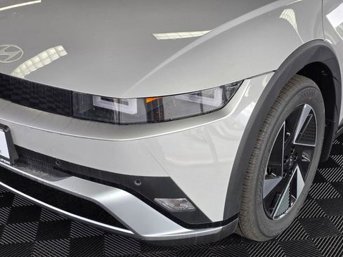 New 2026 Hyundai Ioniq 5 SE image 11