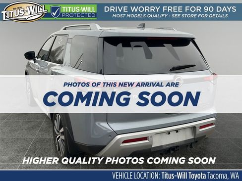 Used 2022 Nissan Pathfinder Platinum w/ Cargo Package image 3