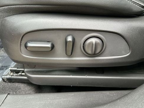 Certified 2022 Buick Encore GX Select image 17