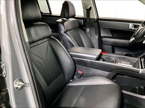 Used 2024 Hyundai Santa Fe SEL image 7