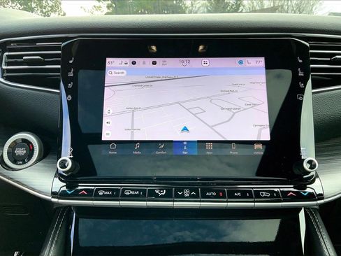 Used 2023 Jeep Wagoneer Series II w/ Premium Group I image 13