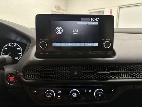 Used 2025 Honda HR-V Sport image 21