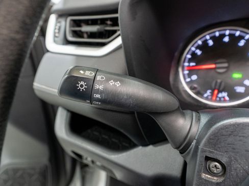 Used 2022 Toyota RAV4 LE image 26