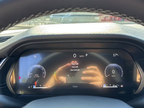 New 2025 Jeep Grand Cherokee L Laredo w/ Luxury Tech Group I image 33