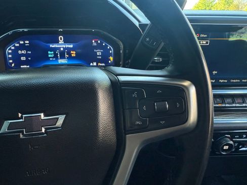 Used 2023 Chevrolet Silverado 1500 RST AWD/4WD image 45