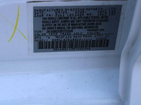 Used 2024 Nissan Sentra SV FWD image 18
