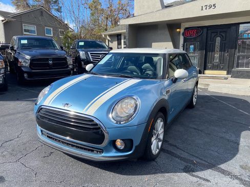 Used 2017 MINI Cooper Clubman ALL4 image 2