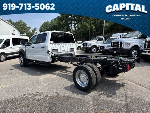 New 2025 Ford F450 XLT w/ XLT Value Package image 6