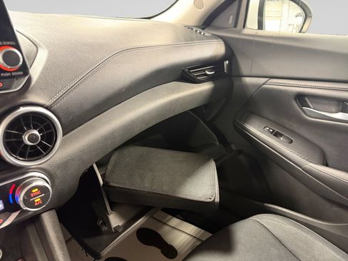 Used 2021 Nissan Sentra SV FWD image 31