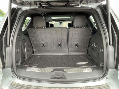 New 2026 Chevrolet Tahoe High Country AWD/4WD image 11