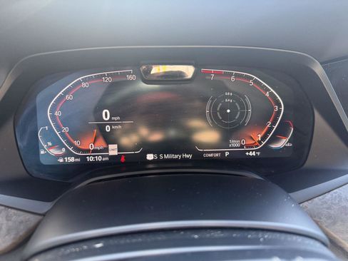 Used 2019 BMW X5 xDrive40i w/ Executive Package image 11