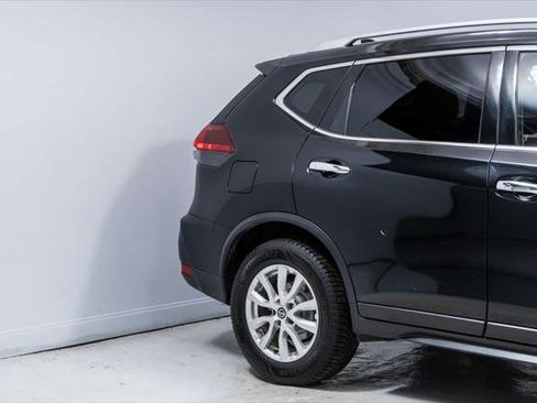 Used 2019 Nissan Rogue SV AWD/4WD image 11