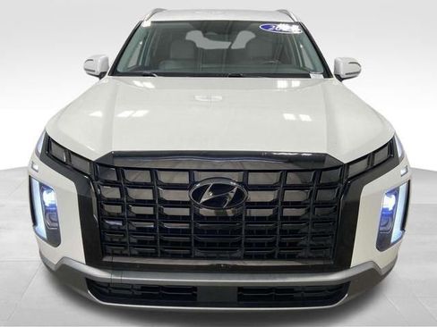 Used 2023 Hyundai Palisade SEL w/ Cargo Package image 2
