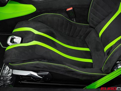 Used 2022 Lamborghini Huracan STO RWD image 46
