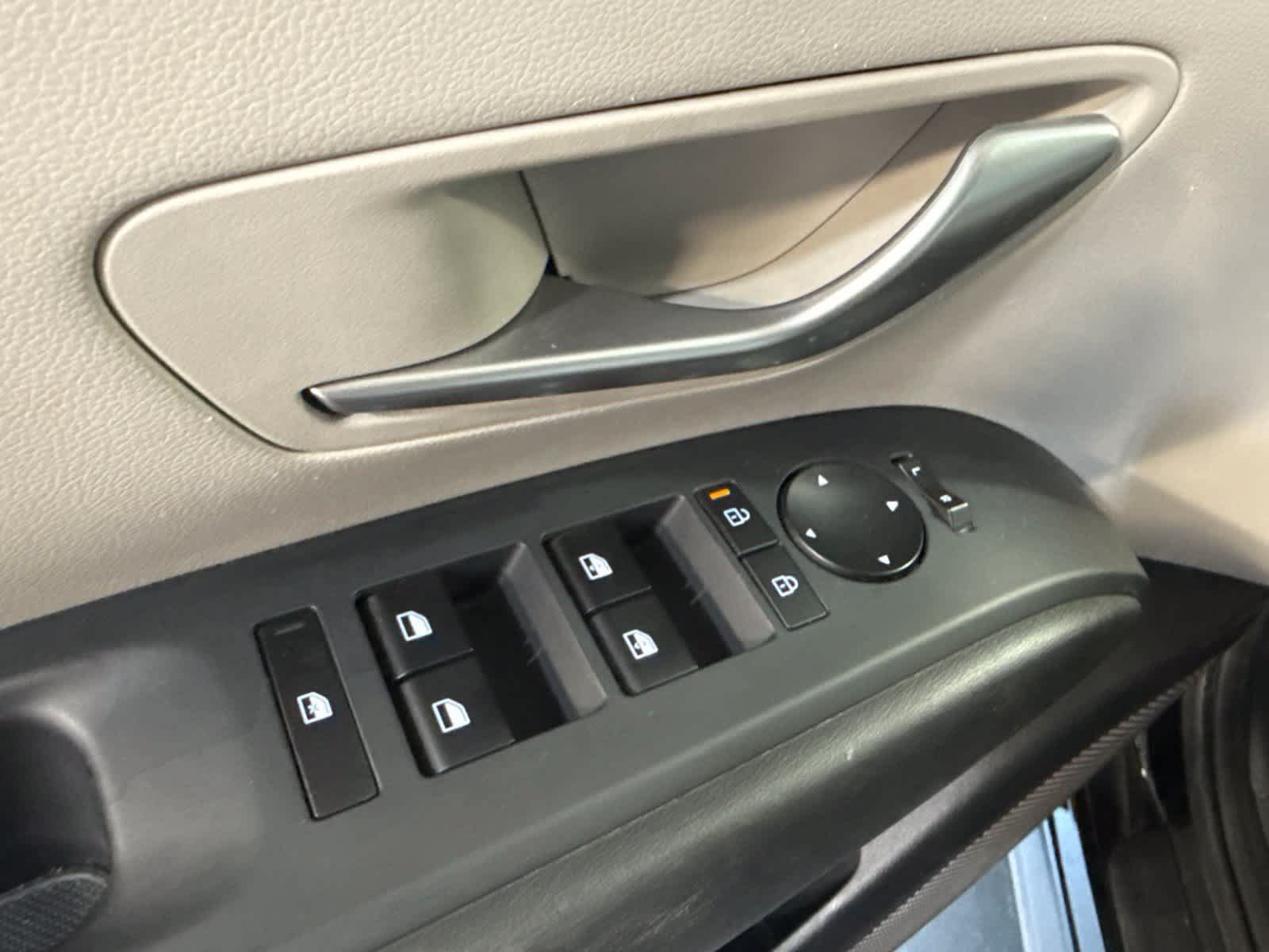 Used 2025 Hyundai Tucson SEL FWD image 18