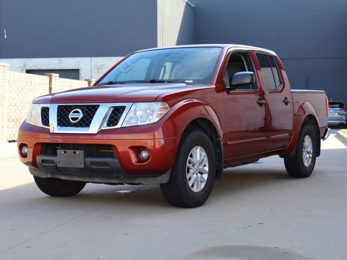 Used 2019 Nissan Frontier SV w/ Value Truck Package RWD image 2