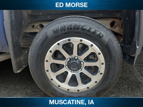 Used 2019 GMC Sierra 1500 SLE w/ SLE Value Package AWD/4WD image 11